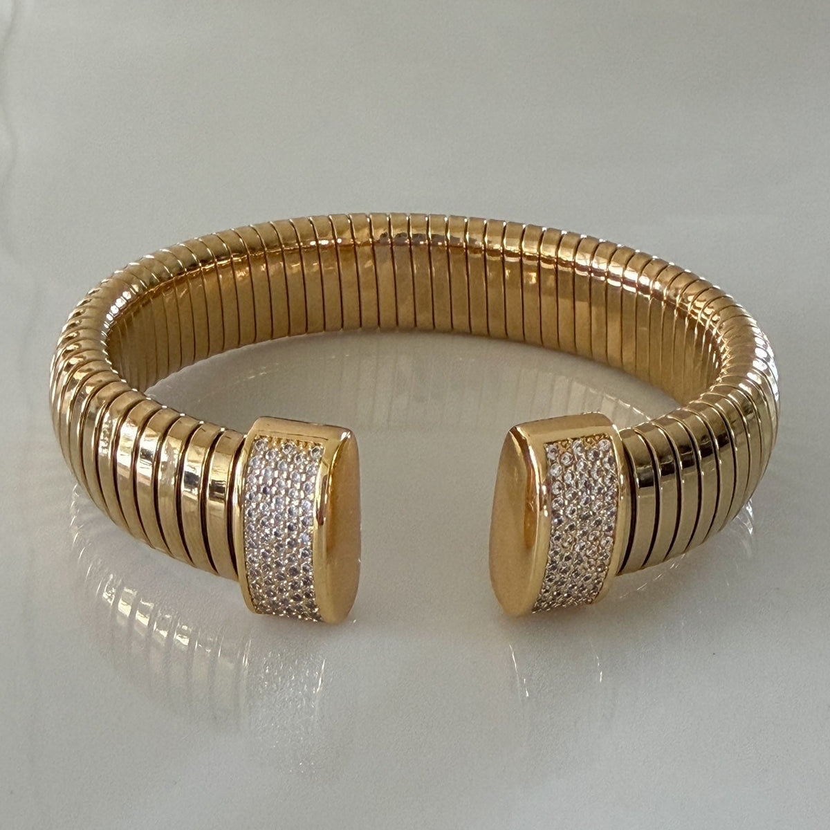 Elise Cuff | Gold