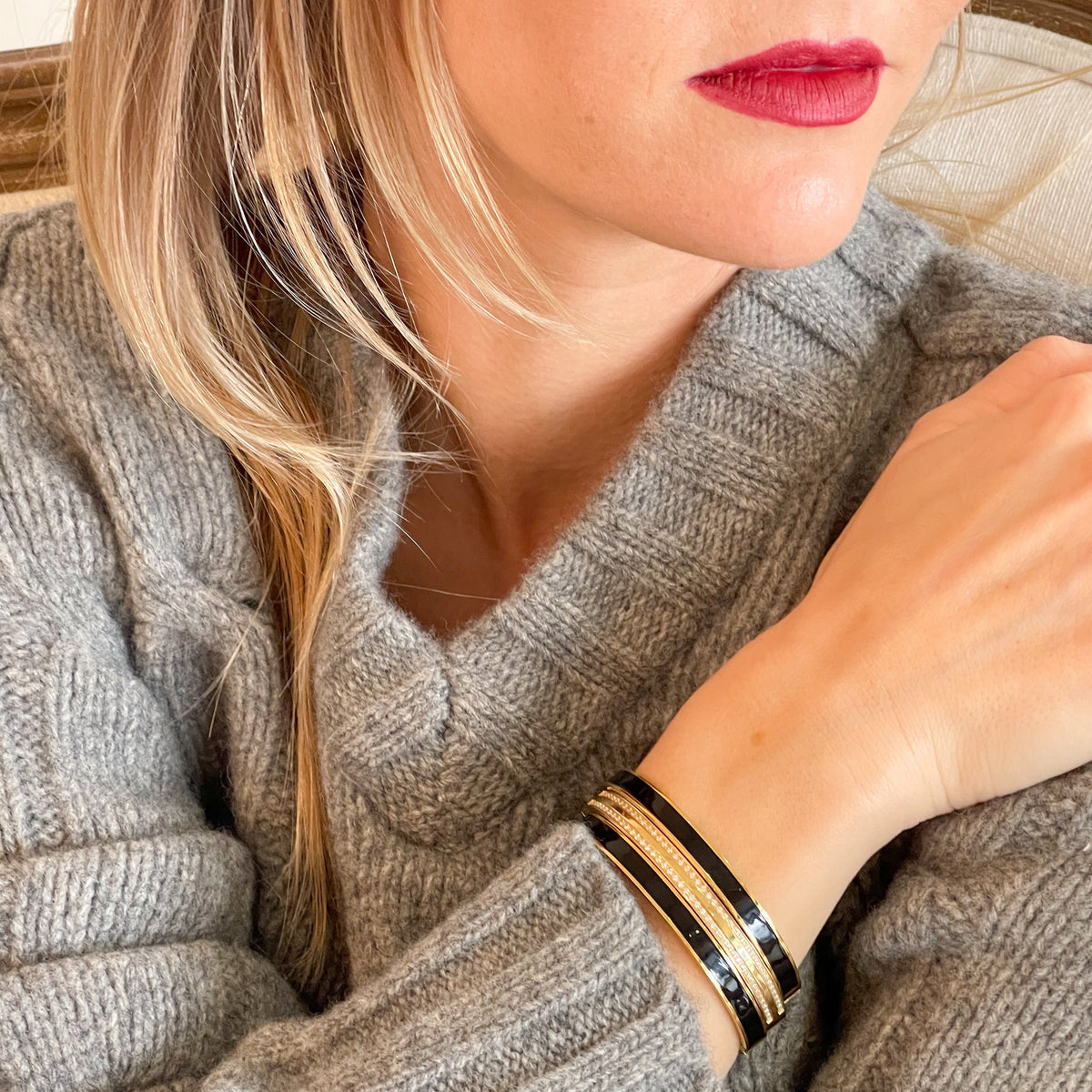 Kate Enamel Cuff |  Black