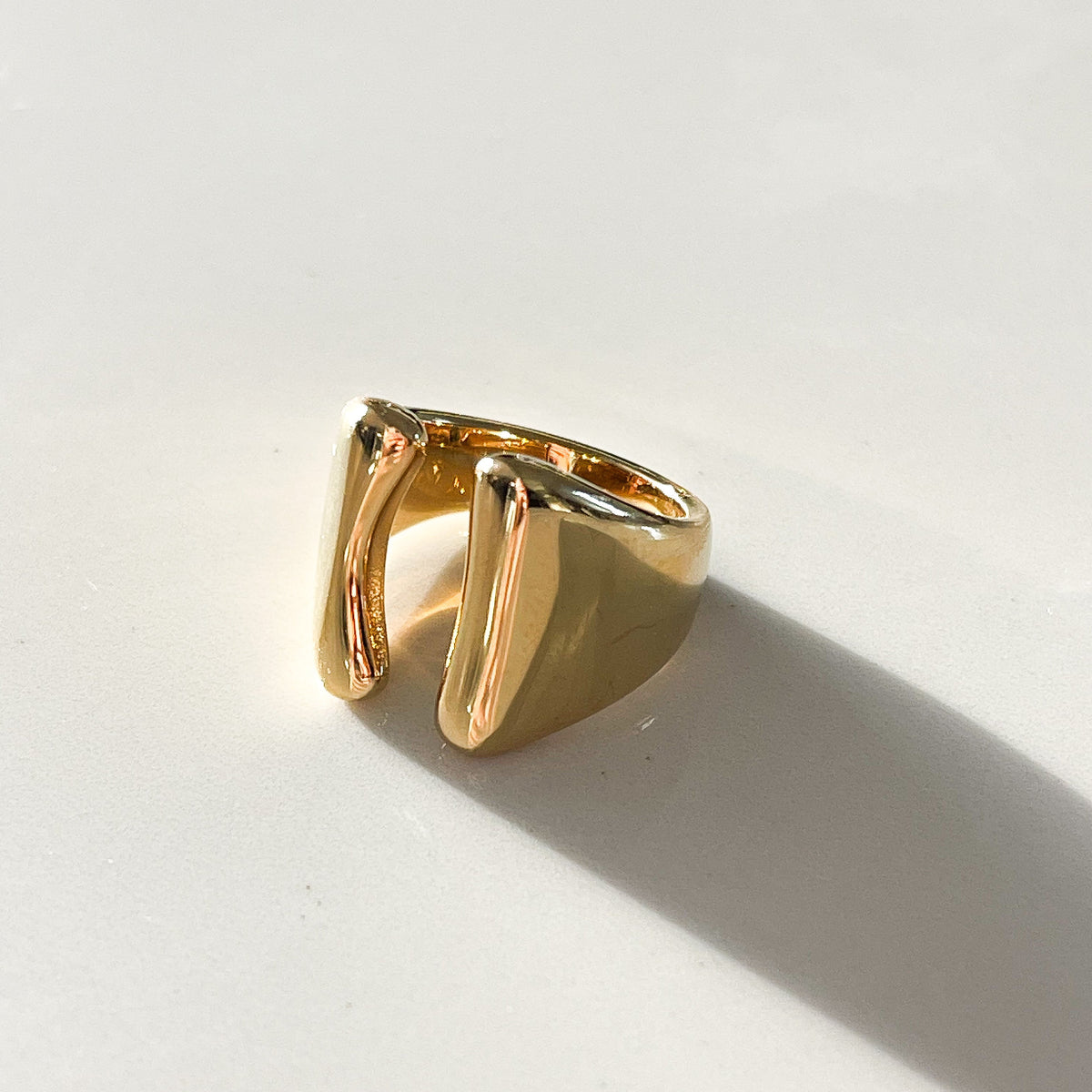 Kate Ring | Solid Gold