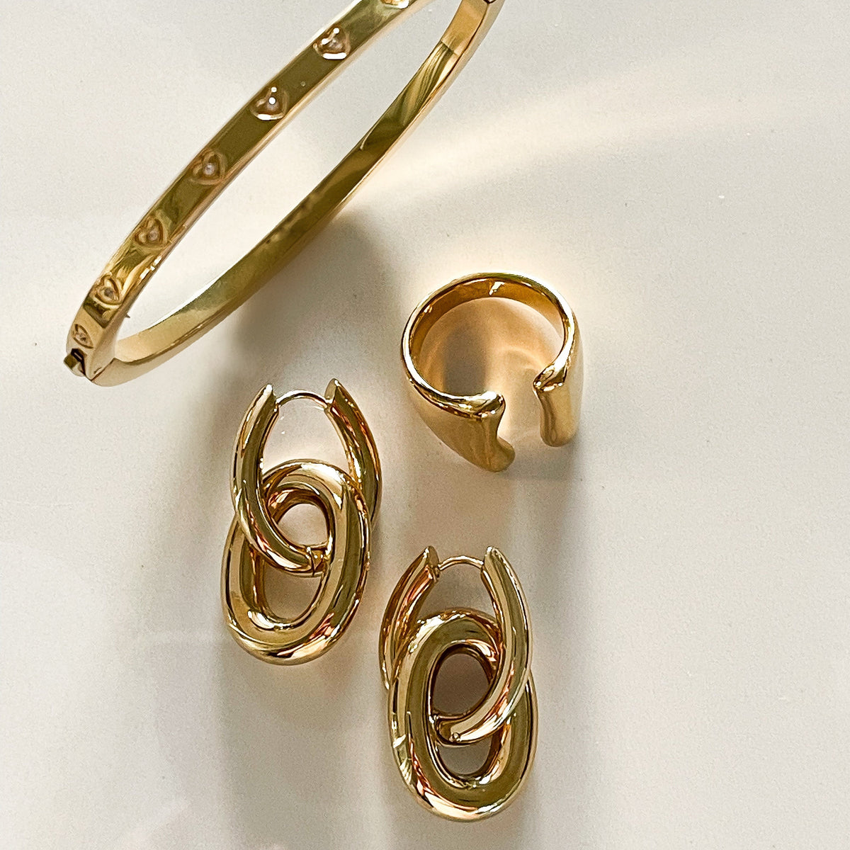 Kate Oval Detachable Earrings | Solid Gold