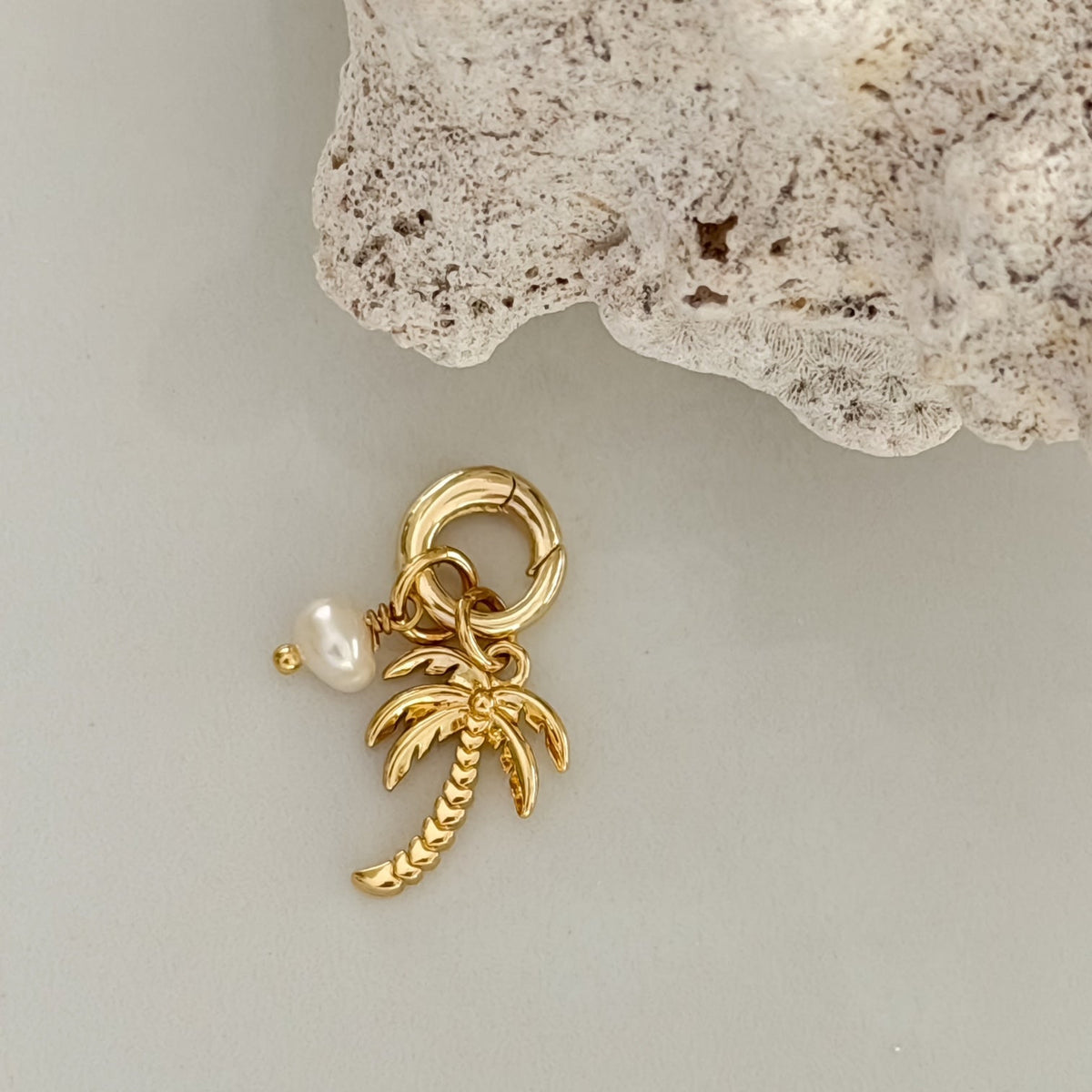 Island Glow Charm Cluster