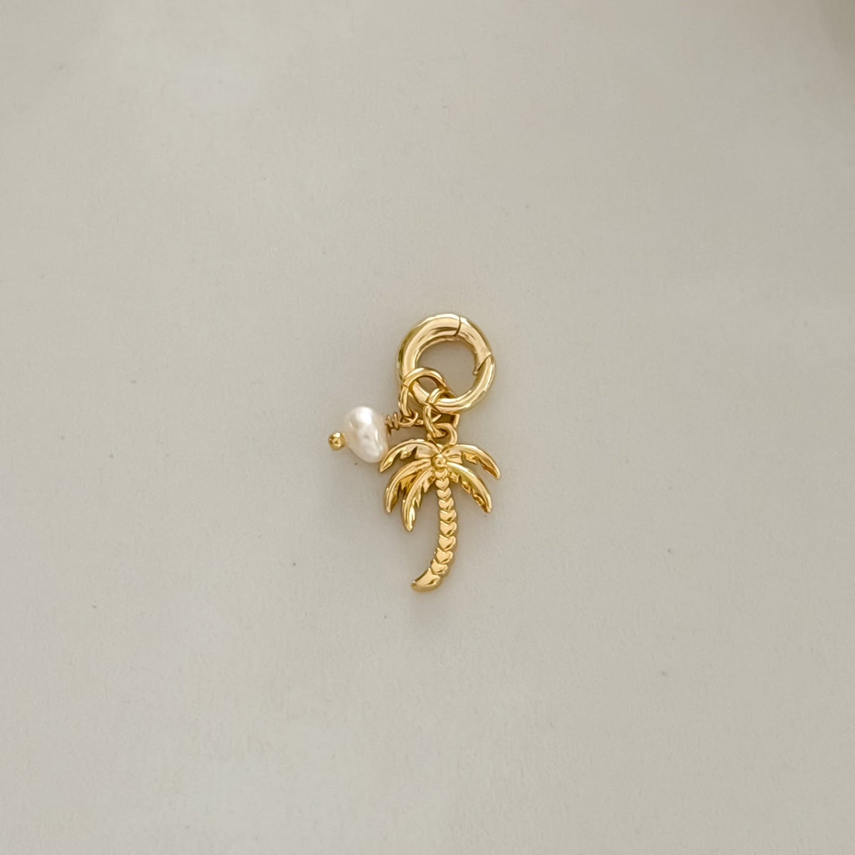 Island Glow Charm Cluster