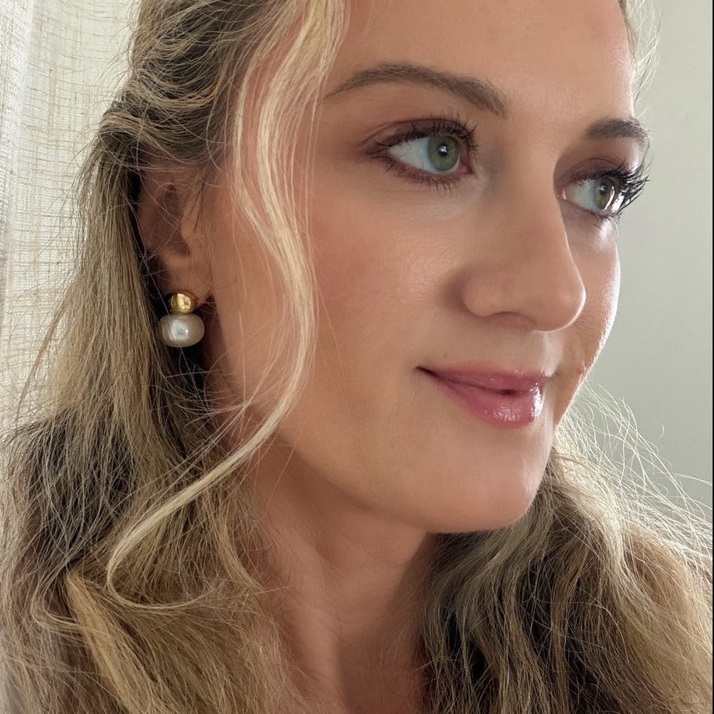 Kai Button Pearl Earrings