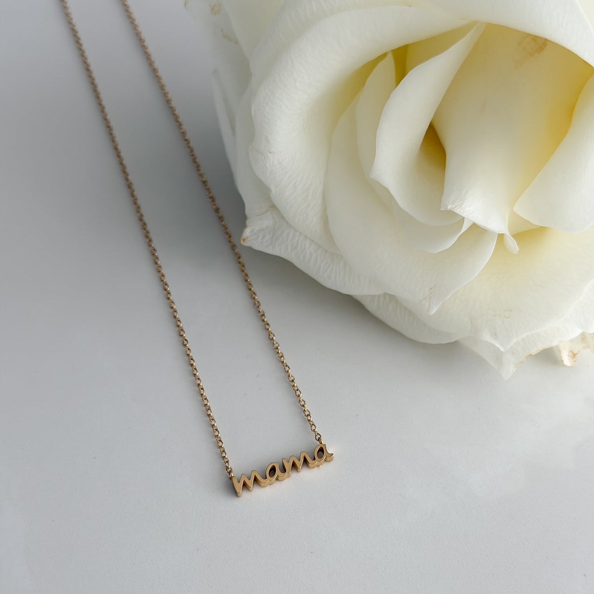 Mama Necklace
