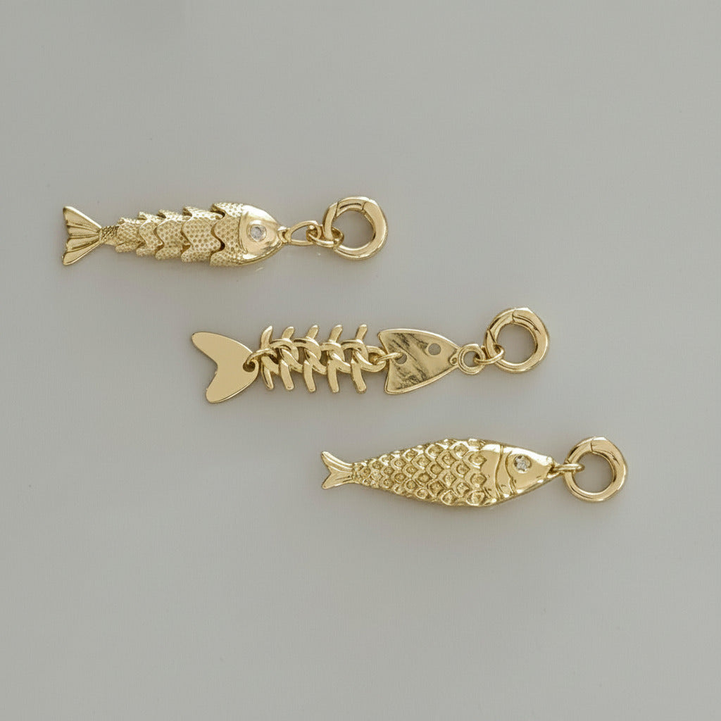 Flopper Fish Charm | Gold