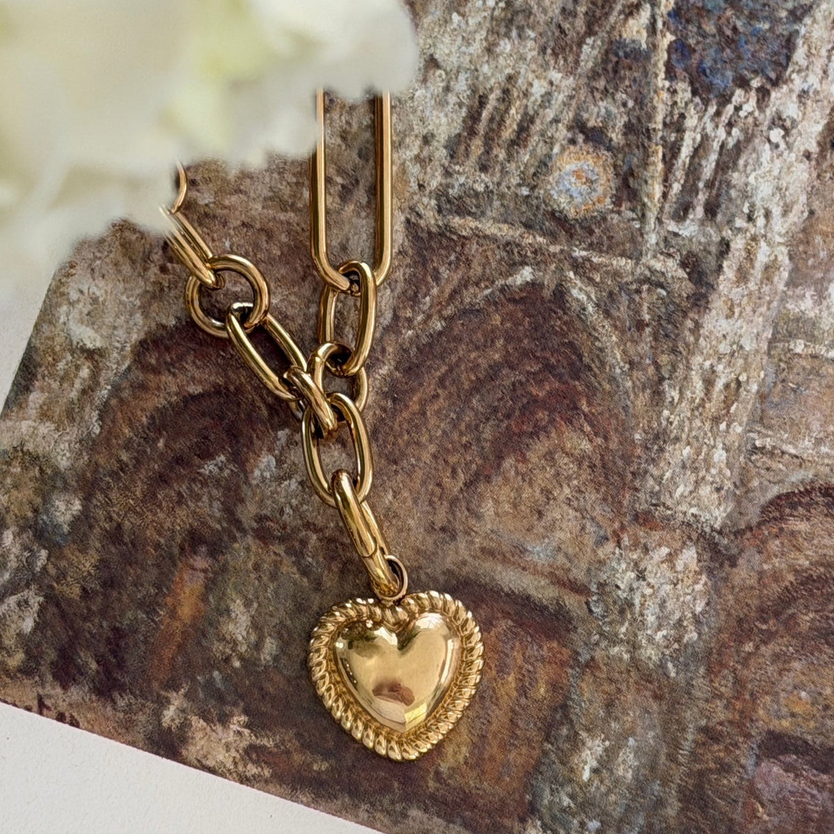 Puffy Heart Medallion | Mini